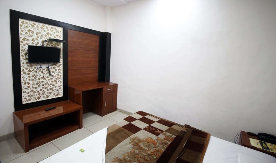 Hotel Kirandeep Agra 3*
